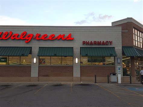 call walgreens on broad street